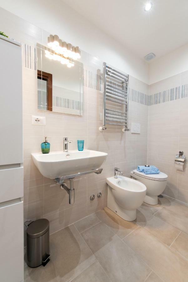 Circus Maximus N 1-At 400M Metro Apartment Roma Ngoại thất bức ảnh